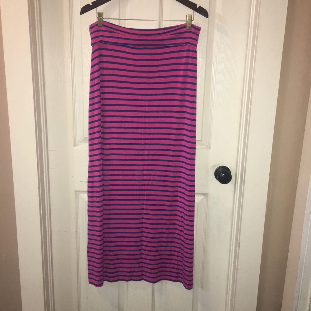MAXI SKIRT
